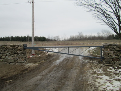 Driveway gate, iron gate, metal gate, custom gate, triangular gate